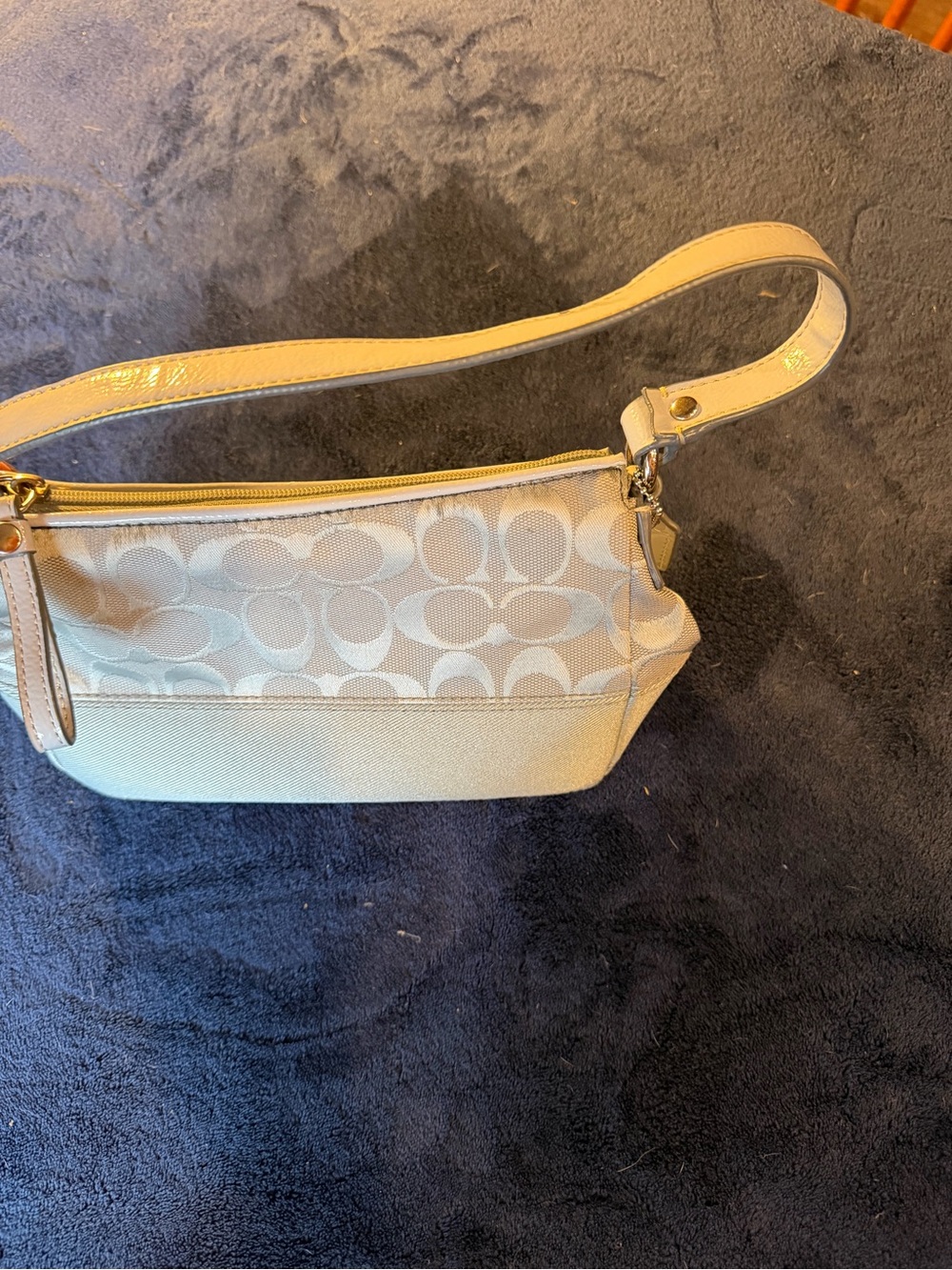 Coach Light Gray Signature Jacquard Wristlet - Picture 2 of 3